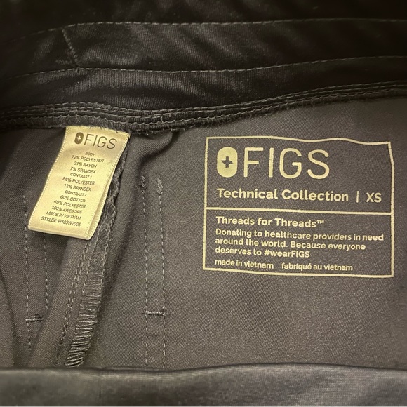 FIGS Zamora Jogger Scrub Navy Pants - Picture 9 of 9